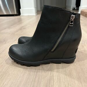 Sorel wedge booties Size 8.5